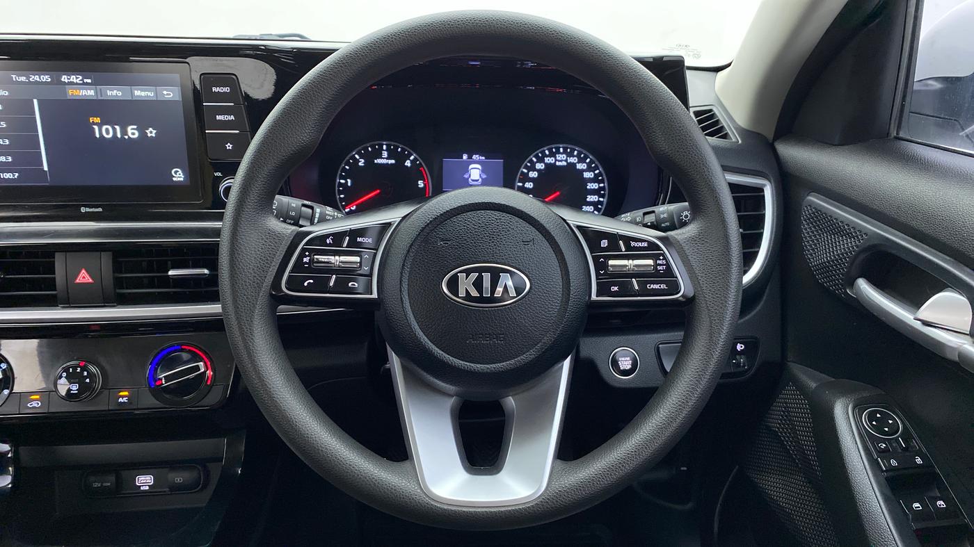2020 KIA SELTOS HTK PLUS 1.5 DIESEL, Diesel, Manual, 30,595 km, Steering Wheel Close Up