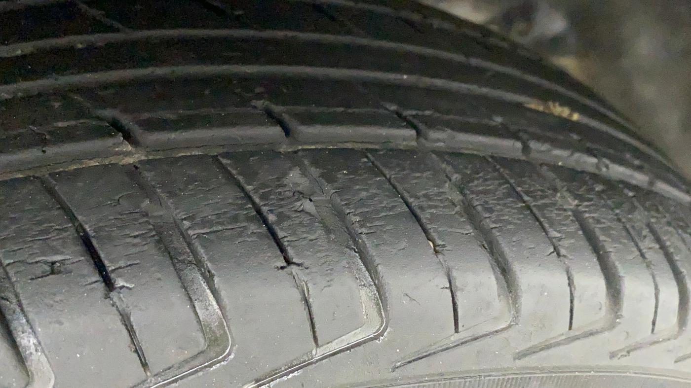 2020 Maruti New Wagon-R LXI CNG 1.0 L, CNG, Manual, 12,850 km, Right Front Tyre Tread