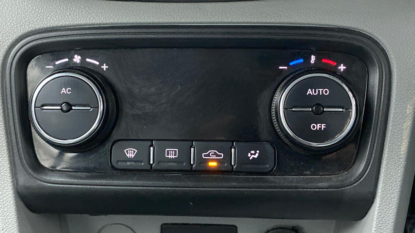 2021 Tata TIGOR XZ PLUS PETROL, Petrol, Manual, 70,451 km, Automatic Climate Control