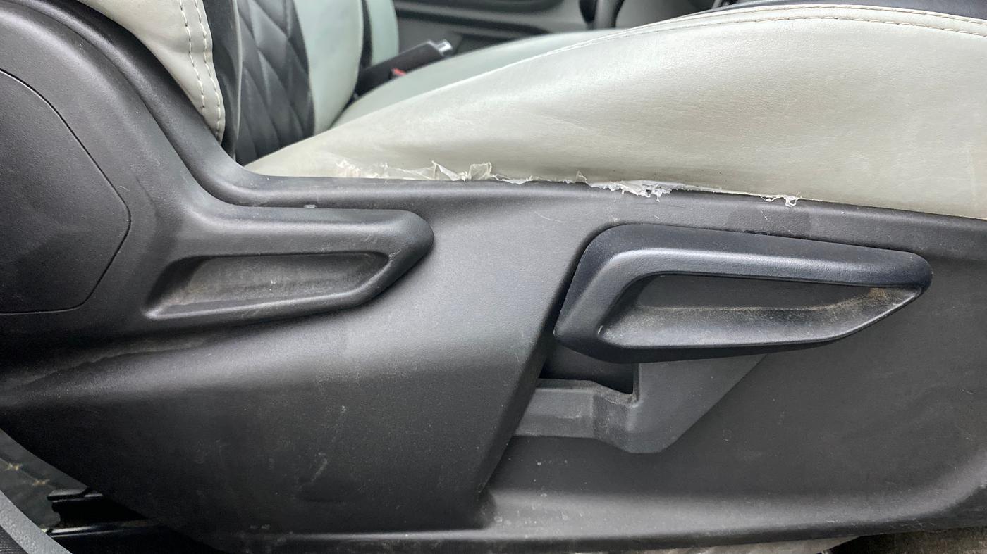 2021 Tata TIGOR XZ PLUS PETROL, Petrol, Manual, 70,451 km, Driver Side Adjustment Panel