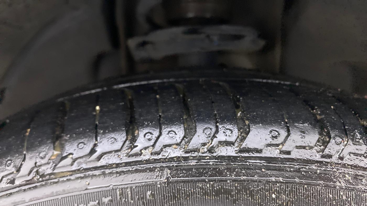 2021 Tata TIGOR XZ PLUS PETROL, Petrol, Manual, 70,451 km, Right Front Tyre Tread