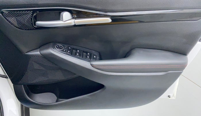 2020 KIA SELTOS GTX 1.4 GDI AT PETROL, Petrol, Automatic, 13,689 km, Driver Side Door Panels Control