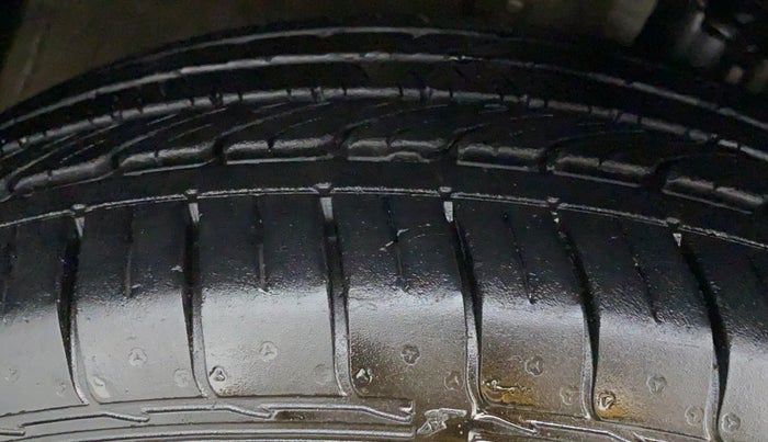 2020 KIA SELTOS GTX 1.4 GDI AT PETROL, Petrol, Automatic, 13,689 km, Left Front Tyre Tread