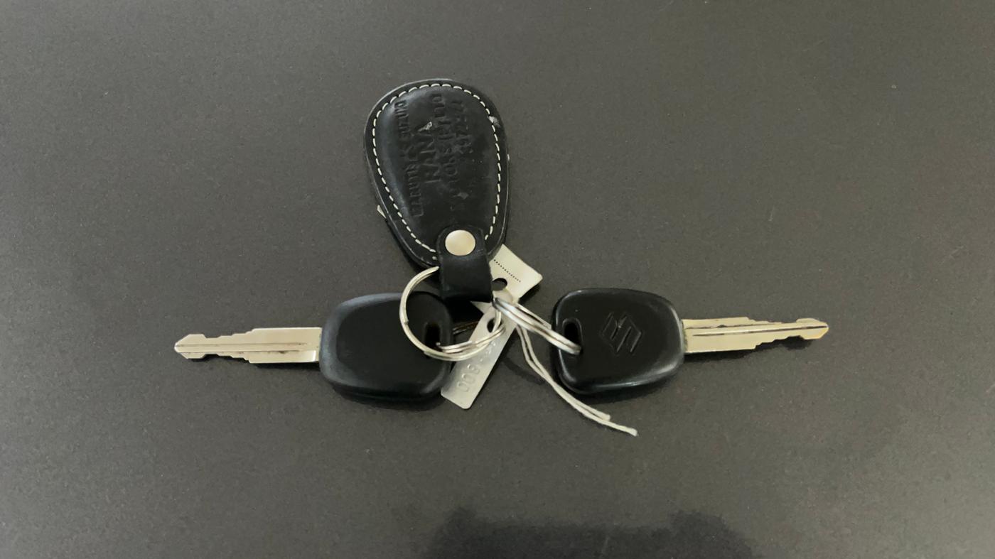 2021 Maruti Alto LXI CNG, CNG, Manual, 61,105 km, Key Close Up