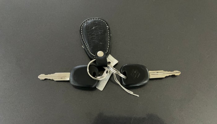 2021 Maruti Alto LXI CNG, CNG, Manual, 61,031 km, Key Close Up