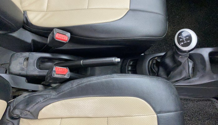 2013 Maruti Wagon R 1.0 VXI, Petrol, Manual, 86,298 km, Gear Lever