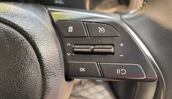 2020 Hyundai NEW I20 ASTA (O) 1.2 MT, Petrol, Manual, 29,091 km, Adaptive Cruise Control