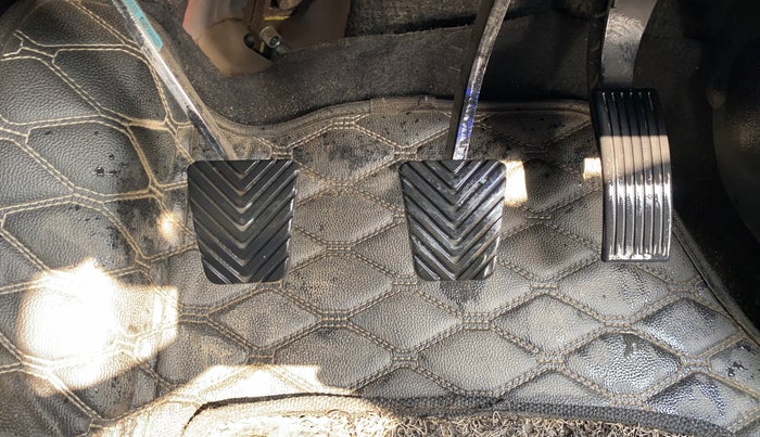 2020 Hyundai NEW I20 ASTA (O) 1.2 MT, Petrol, Manual, 29,091 km, Pedals