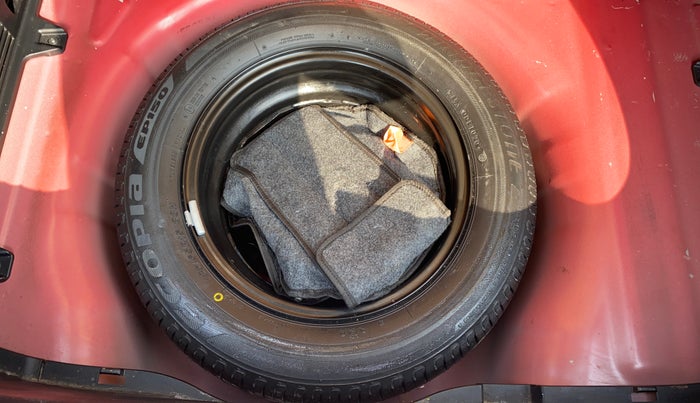 2020 Hyundai NEW I20 ASTA (O) 1.2 MT, Petrol, Manual, 29,091 km, Spare Tyre