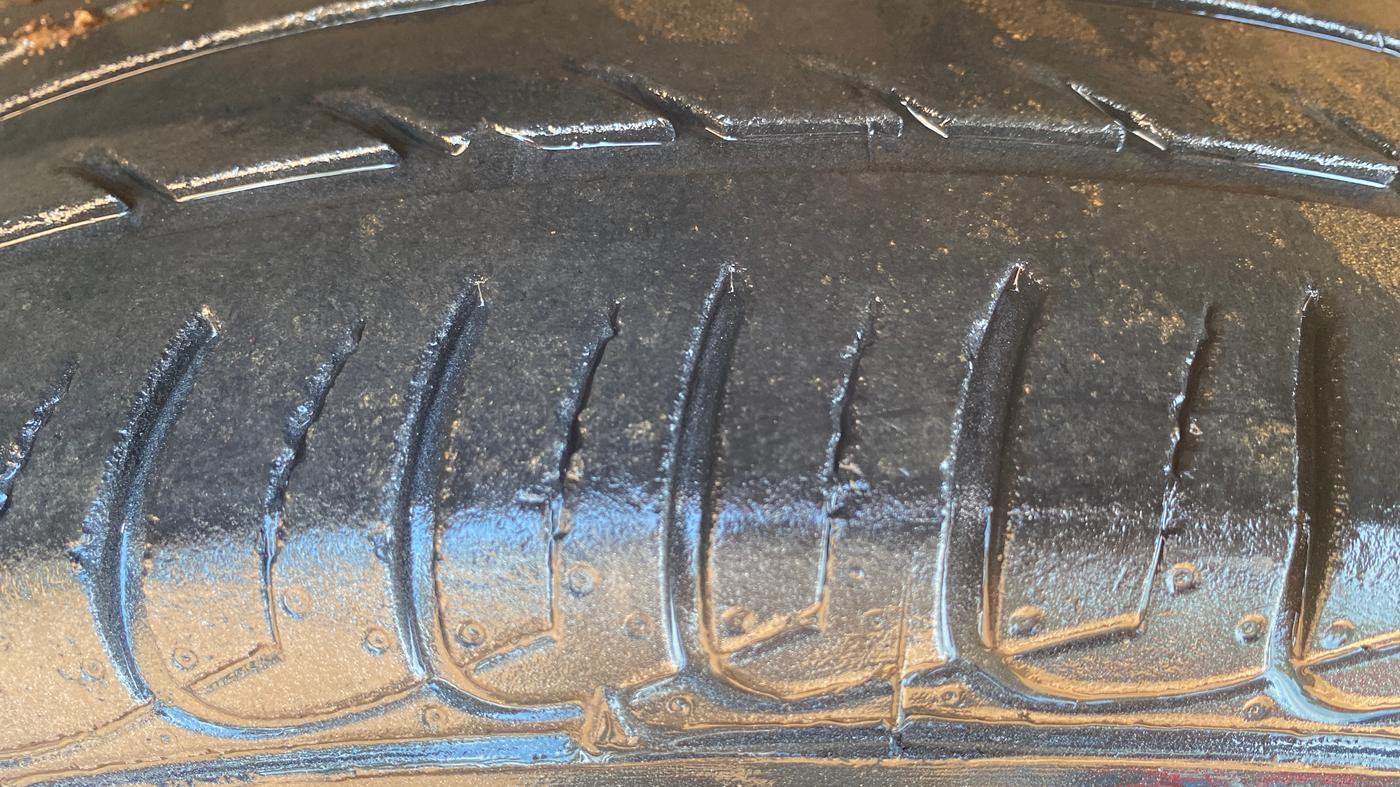 2015 Ford Ecosport TITANIUM 1.5L DIESEL, Diesel, Manual, 1,49,556 km, Right Front Tyre Tread