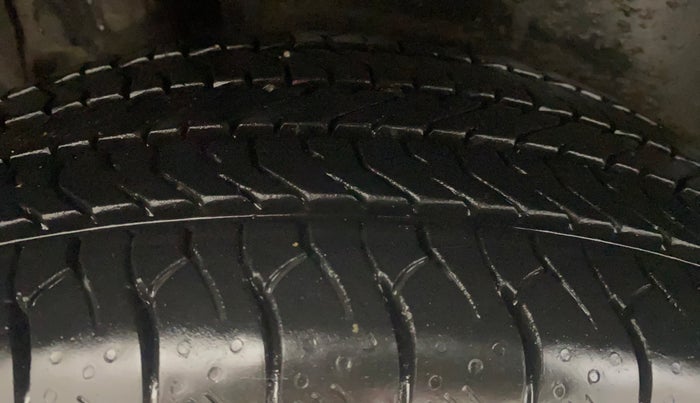 2023 Maruti Grand Vitara DELTA SMART HYBRID, Petrol, Manual, 9,593 km, Right Rear Tyre Tread