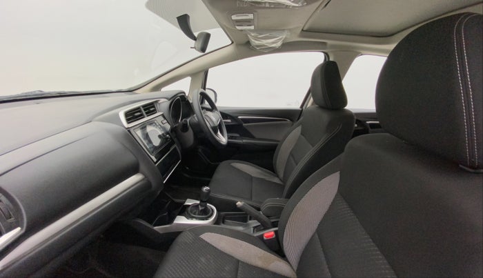 2017 Honda WR-V 1.2L I-VTEC VX MT, Petrol, Manual, 40,752 km, Right Side Front Door Cabin