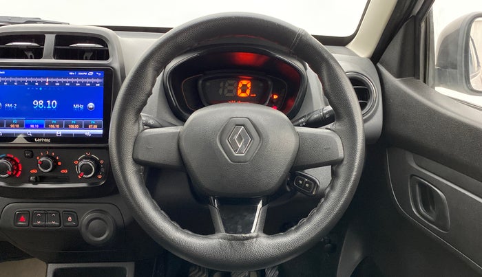 2017 Renault Kwid 1.0 RXT, Petrol, Manual, 42,516 km, Steering Wheel Close Up