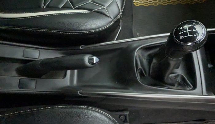 2019 Maruti Baleno ALPHA PETROL 1.2, Petrol, Manual, 12,854 km, Gear Lever