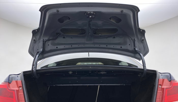 2018 Maruti Dzire ZXI, Petrol, Manual, 33,047 km, Boot Door Open