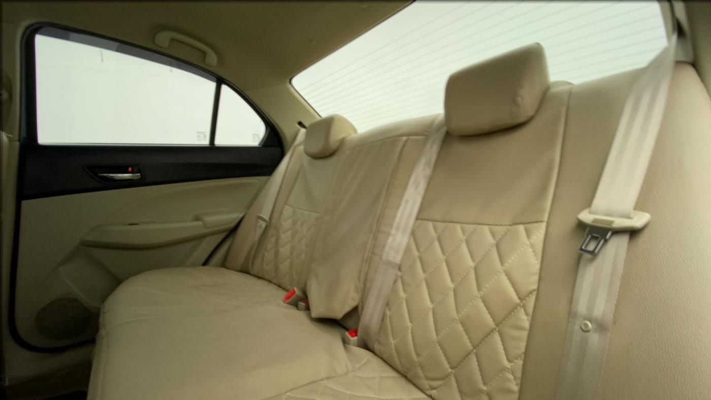 2018 Maruti Dzire ZXI, Petrol, Manual, 33,047 km, Right Side Rear Door Cabin
