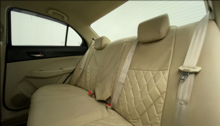 2018 Maruti Dzire ZXI, Petrol, Manual, 33,047 km, Right Side Rear Door Cabin