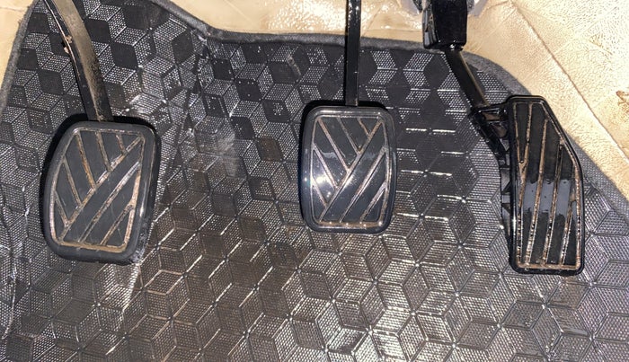 2017 Maruti Baleno SIGMA PETROL 1.2, Petrol, Manual, 66,562 km, Pedals