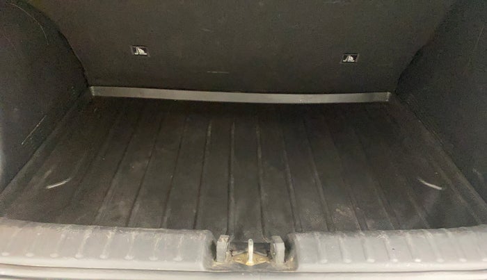 2022 KIA SONET GTX PLUS 1.5 AT, Diesel, Automatic, 40,605 km, Boot Inside