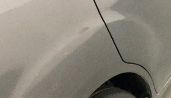 2016 Maruti Ertiga VXI CNG, CNG, Manual, 95,911 km, Right quarter panel - Slightly dented