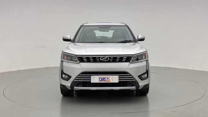 2020 Mahindra XUV300 1.2 W8 OPT, Petrol, Manual, 26,776 km, Front