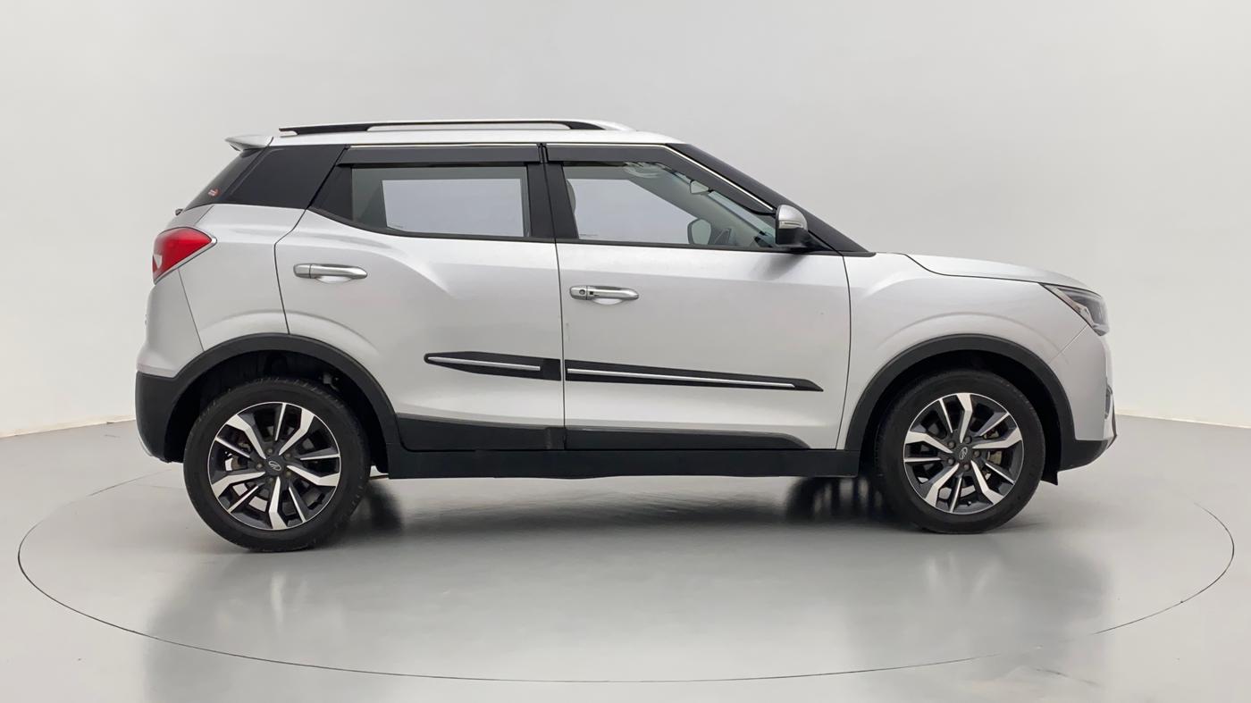 2020 Mahindra XUV300 1.2 W8 OPT, Petrol, Manual, 26,776 km, Right Side View