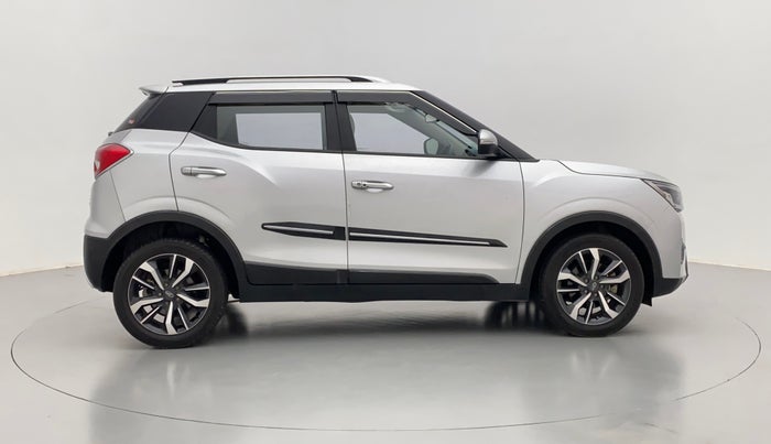 2020 Mahindra XUV300 1.2 W8 OPT, Petrol, Manual, 26,776 km, Right Side View