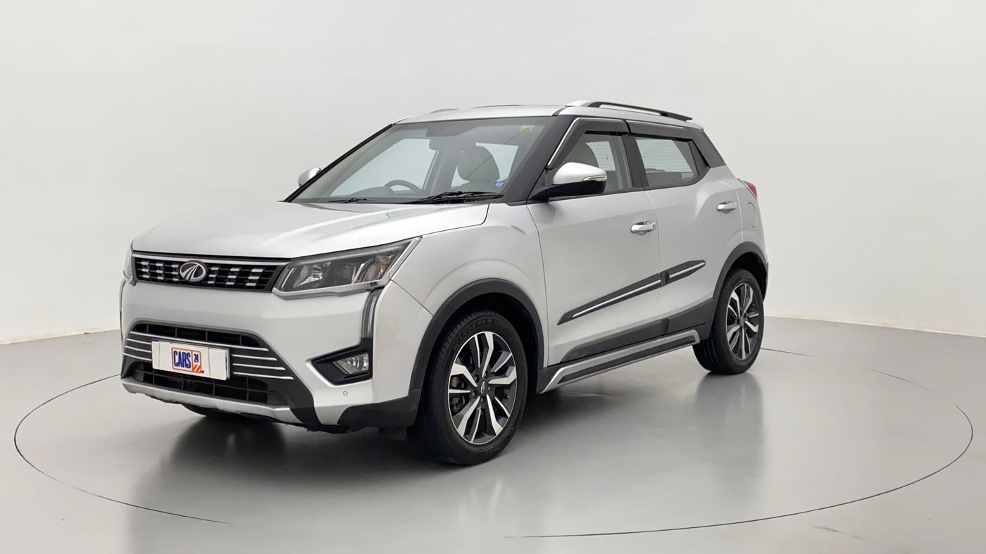 2020 Mahindra XUV300 1.2 W8 OPT, Petrol, Manual, 26,776 km, Left Front Diagonal