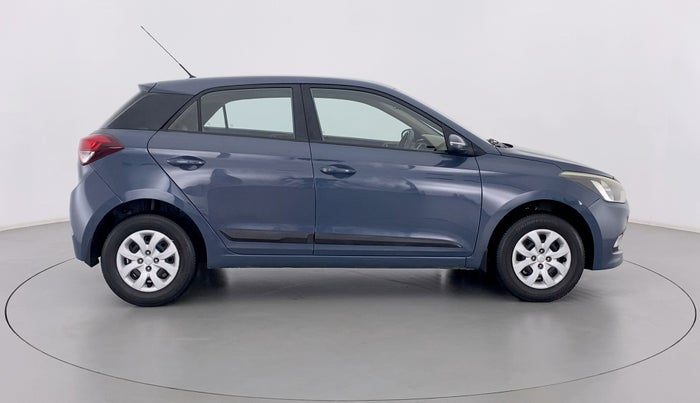 2015 Hyundai Elite i20 SPORTZ 1.2, Petrol, Manual, 68,719 km, Right Side View