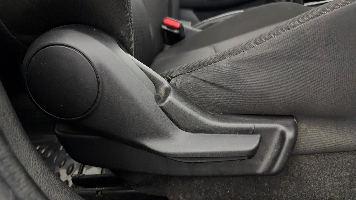 2021 Maruti Baleno SIGMA PETROL 1.2, Petrol, Manual, 34,515 km, Driver Side Adjustment Panel