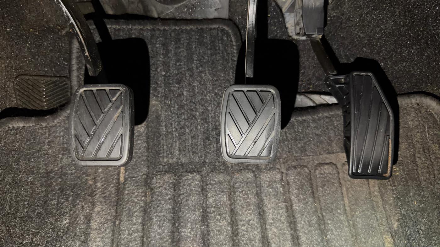 2021 Maruti Baleno SIGMA PETROL 1.2, Petrol, Manual, 34,515 km, Pedals