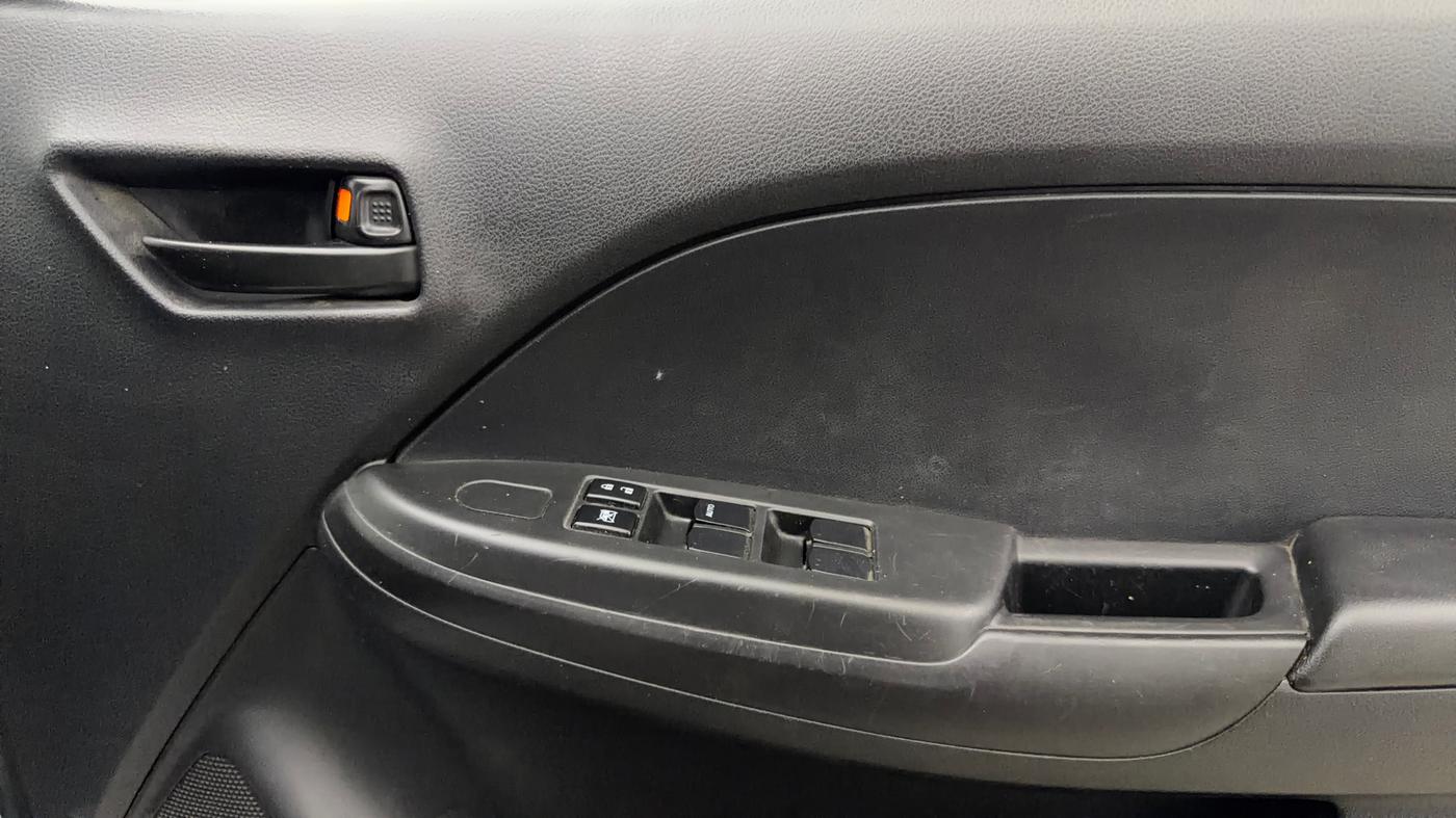 2021 Maruti Baleno SIGMA PETROL 1.2, Petrol, Manual, 34,515 km, Driver Side Door Panels Control