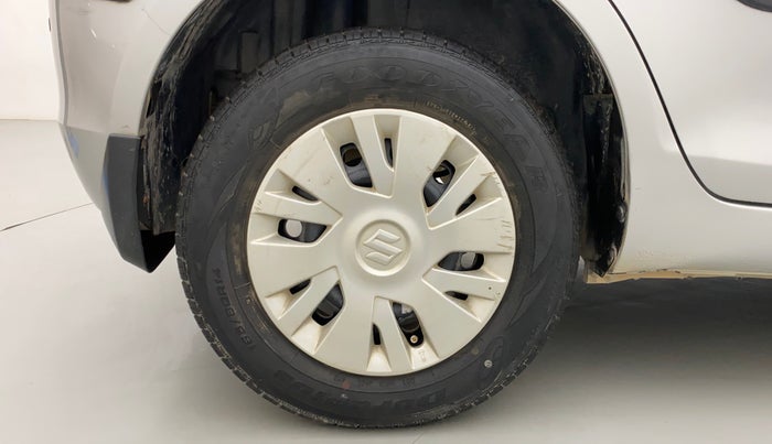 2013 Maruti Swift VXI, Petrol, Manual, 25,481 km, Right Rear Wheel