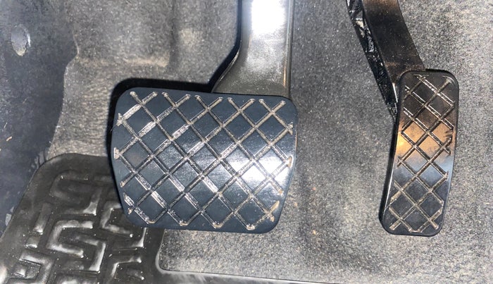 2017 Skoda Octavia 2.0 TDI L&K AT, Diesel, Automatic, 69,518 km, Pedals