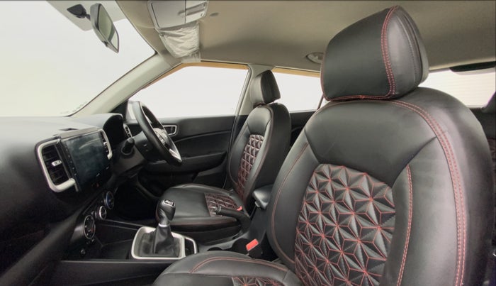 2021 Hyundai VENUE S 1.0 TURBO IMT, Petrol, Manual, 23,036 km, Right Side Front Door Cabin