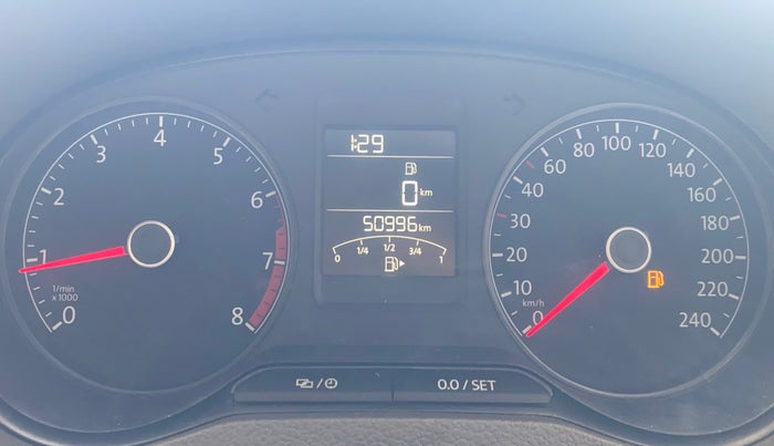 2018 Volkswagen Vento HIGHLINE 1.6 MPI, Petrol, Manual, 50,960 km, Odometer Image