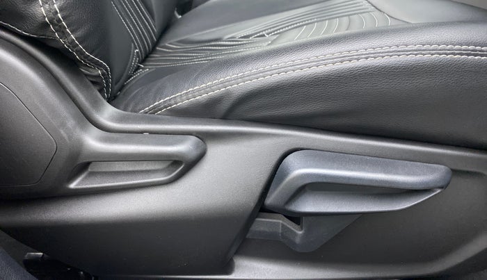 2022 Tata Tiago XZA PETROL, Petrol, Automatic, 14,318 km, Driver Side Adjustment Panel