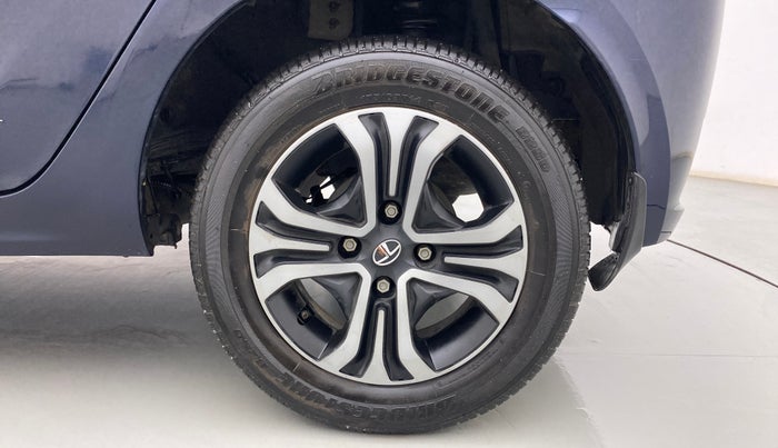 2022 Tata Tiago XZA PETROL, Petrol, Automatic, 14,318 km, Left Rear Wheel