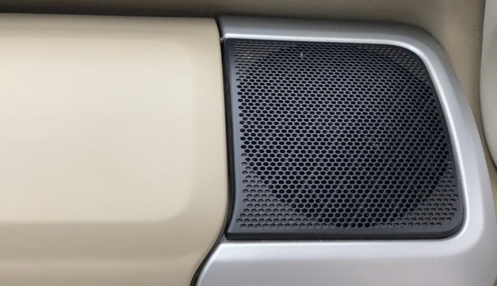 2015 Tata Nano TWIST XTA, Petrol, Automatic, 50,574 km, Speaker