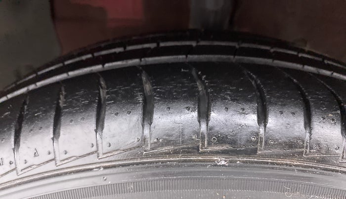 2019 Hyundai NEW SANTRO SPORTZ AMT, Petrol, Automatic, 25,316 km, Left Front Tyre Tread