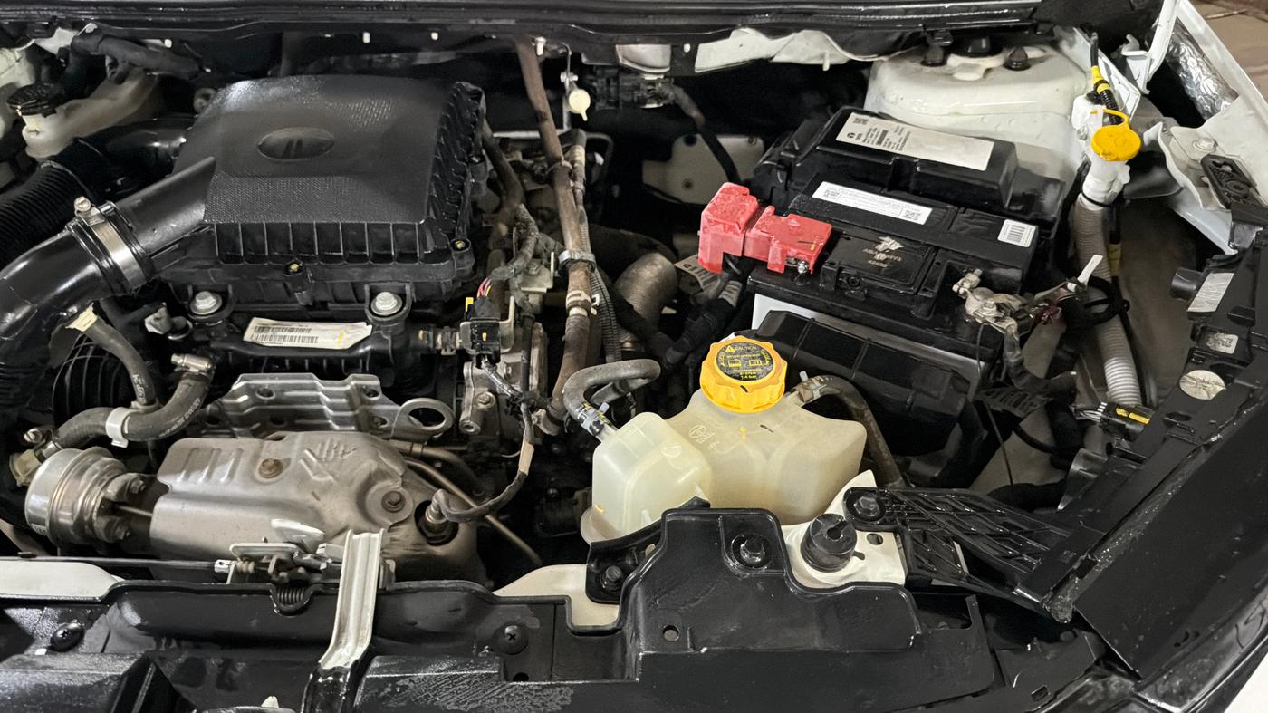 2024 Tata Curvv Pure Plus S 1.2 Petrol 6MT, Petrol, Manual, 17,191 km, Engine View - Left