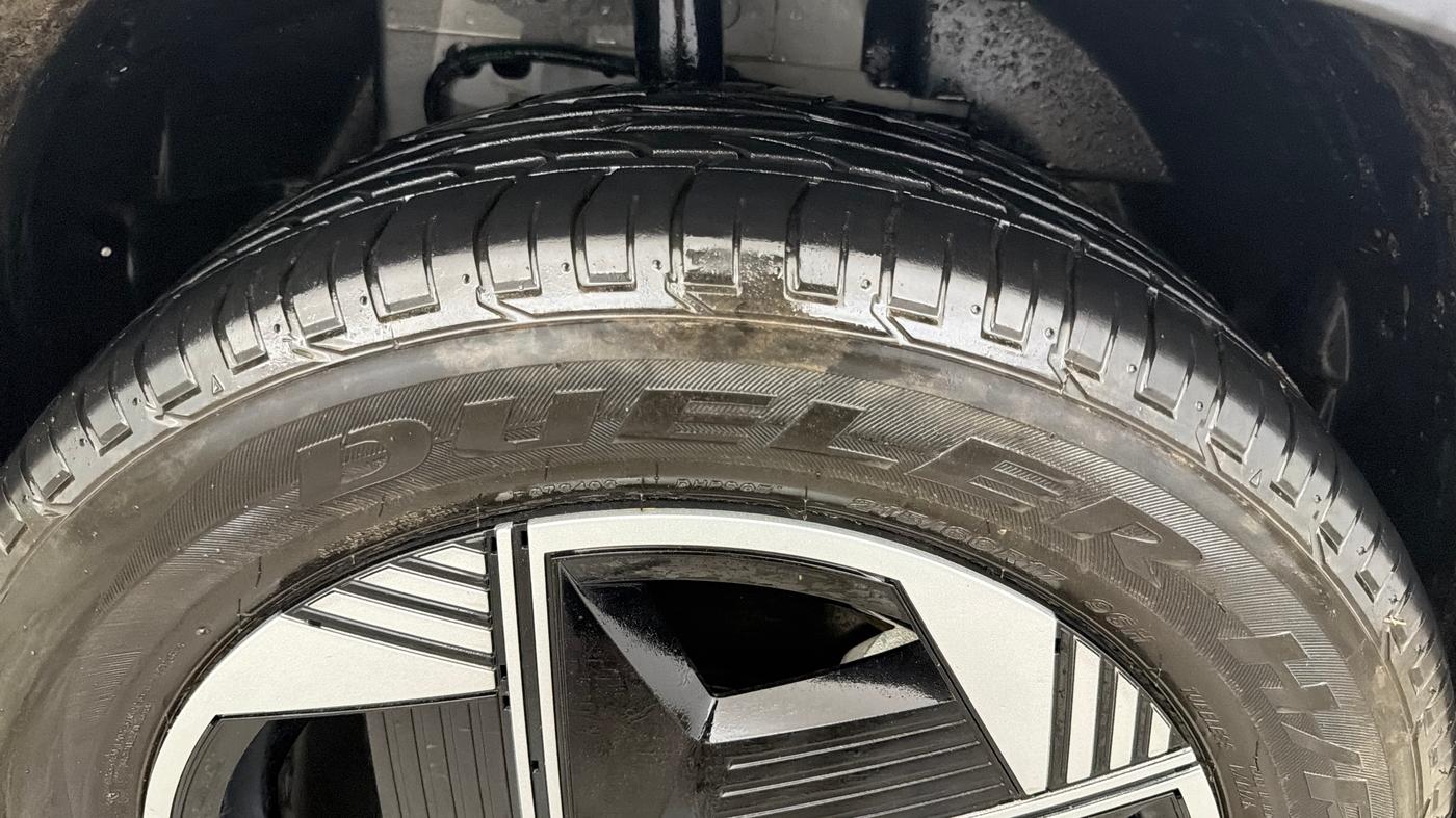 2024 Tata Curvv Pure Plus S 1.2 Petrol 6MT, Petrol, Manual, 17,191 km, Right Front Tyre Tread