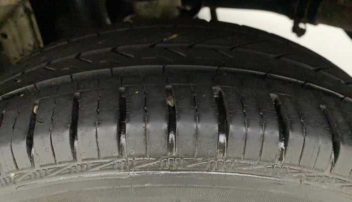 2012 Maruti Zen Estilo LXI CNG, CNG, Manual, 69,197 km, Left Rear Tyre Tread