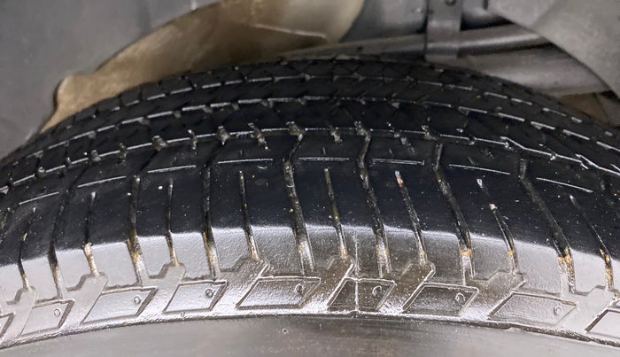 2018 Mahindra XUV500 W9 AT, Diesel, Automatic, 54,638 km, Left Rear Tyre Tread