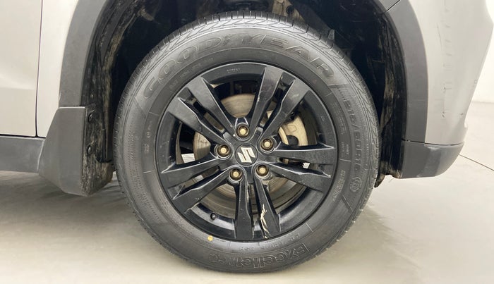 2018 Maruti Vitara Brezza ZDI PLUS AMT, Diesel, Automatic, 50,481 km, Right Front Wheel