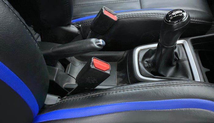 2020 Maruti Swift VXI, Petrol, Manual, 49,254 km, Gear Lever
