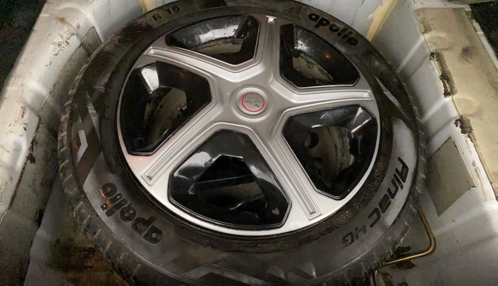 2022 Tata NEXON XM SUNROOF PETROL, Petrol, Manual, 88,435 km, Spare Tyre