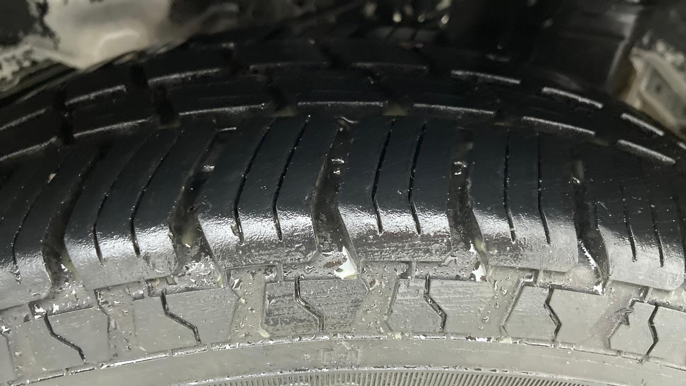 2018 Hyundai Eon ERA PLUS, Petrol, Manual, 16,578 km, Left Rear Tyre Tread