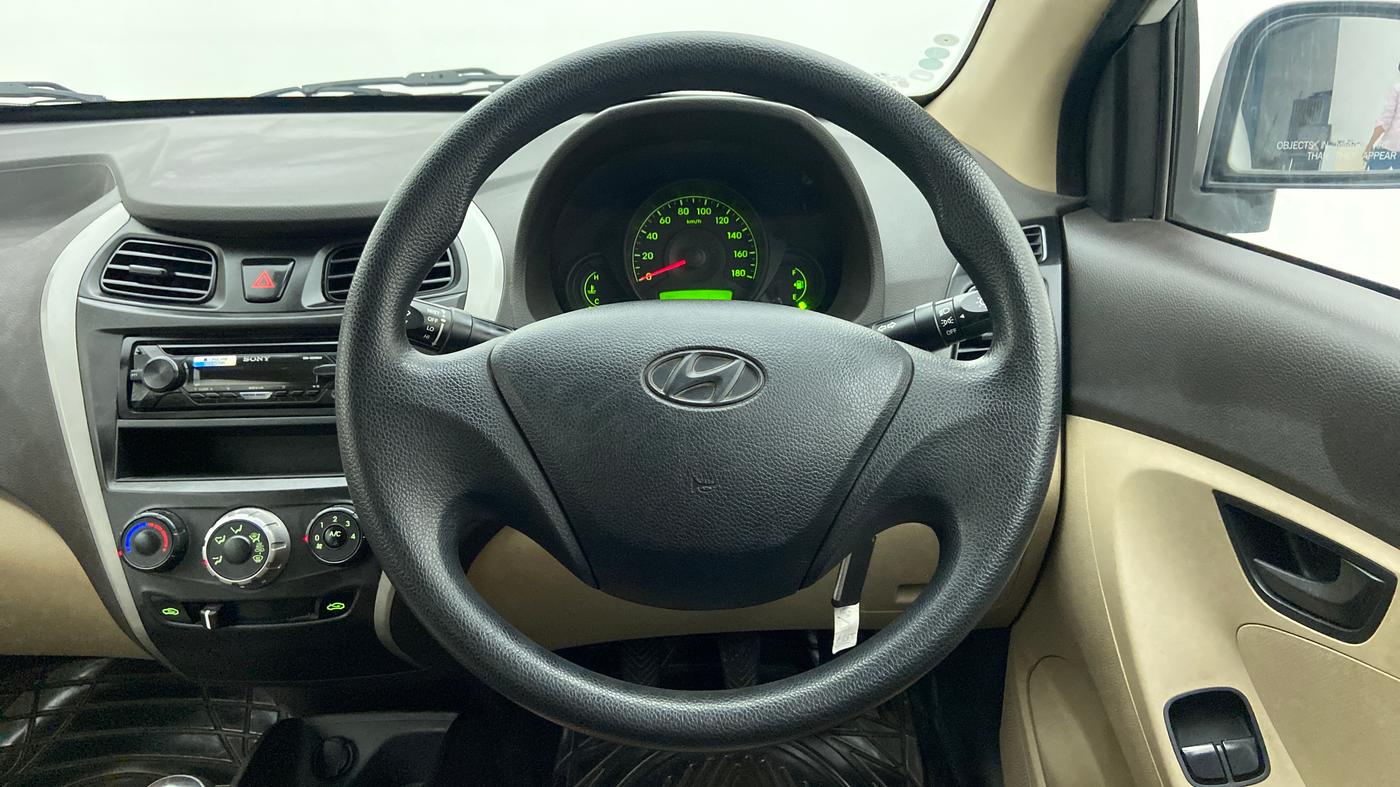 2018 Hyundai Eon ERA PLUS, Petrol, Manual, 16,578 km, Steering Wheel Close Up