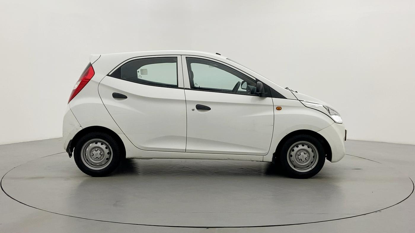 2018 Hyundai Eon ERA PLUS, Petrol, Manual, 16,578 km, Right Side View